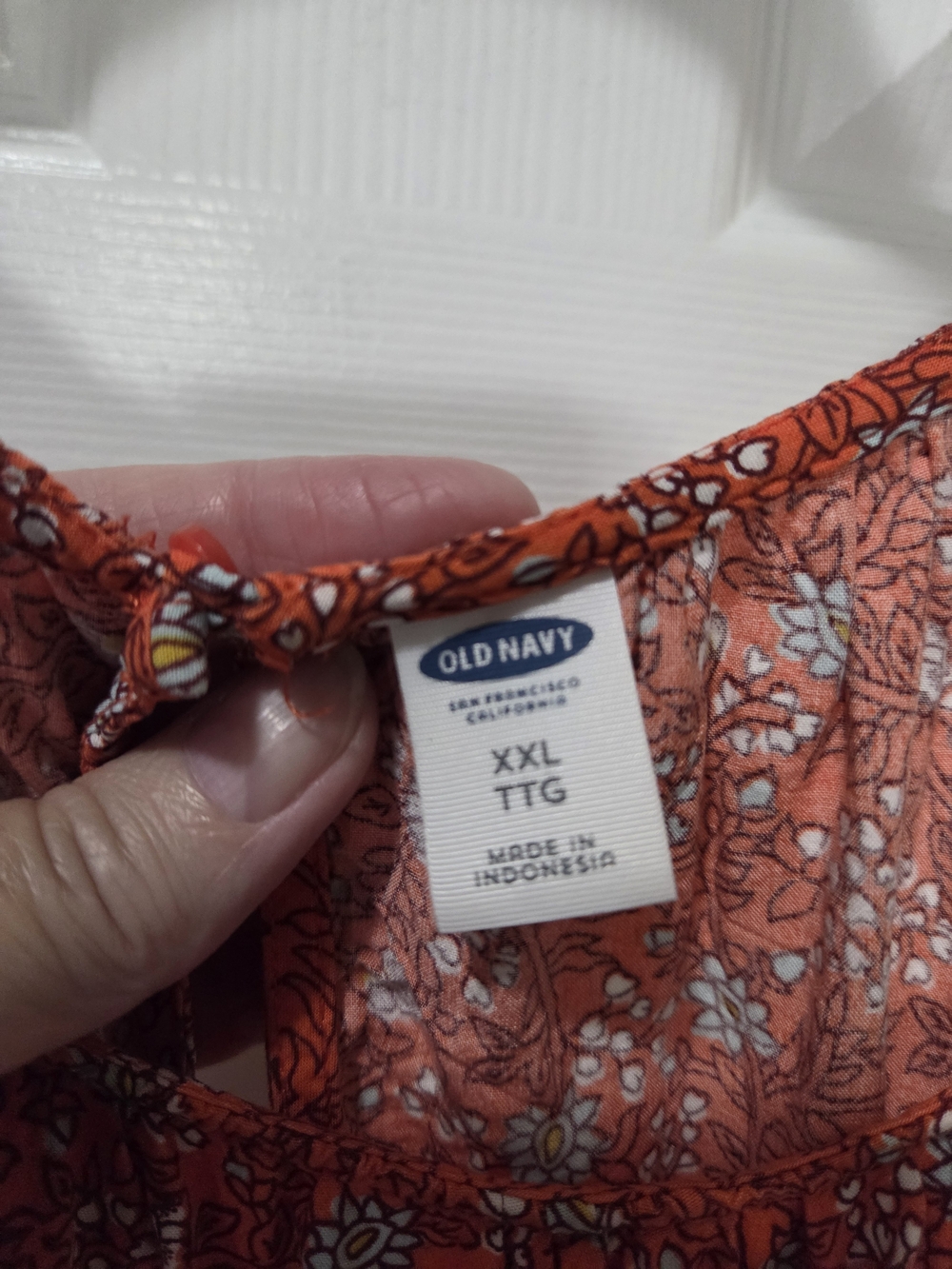 Old Navy Red Floral Maxi Dress - Picture 3 of 4